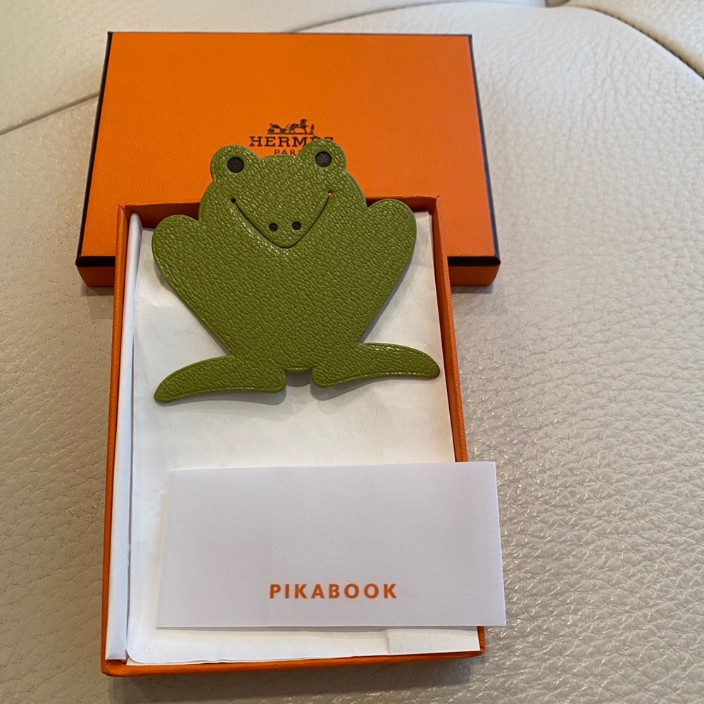 Hermès pikabook frog bookmark